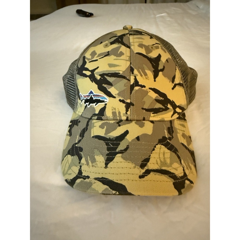 Patagonia‎ Hat Cap Camouflage SnapbackFish Outdoor Casual Trucker